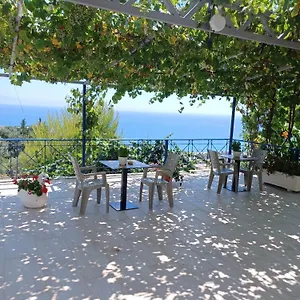 Ionian View Affittacamere Qeparo